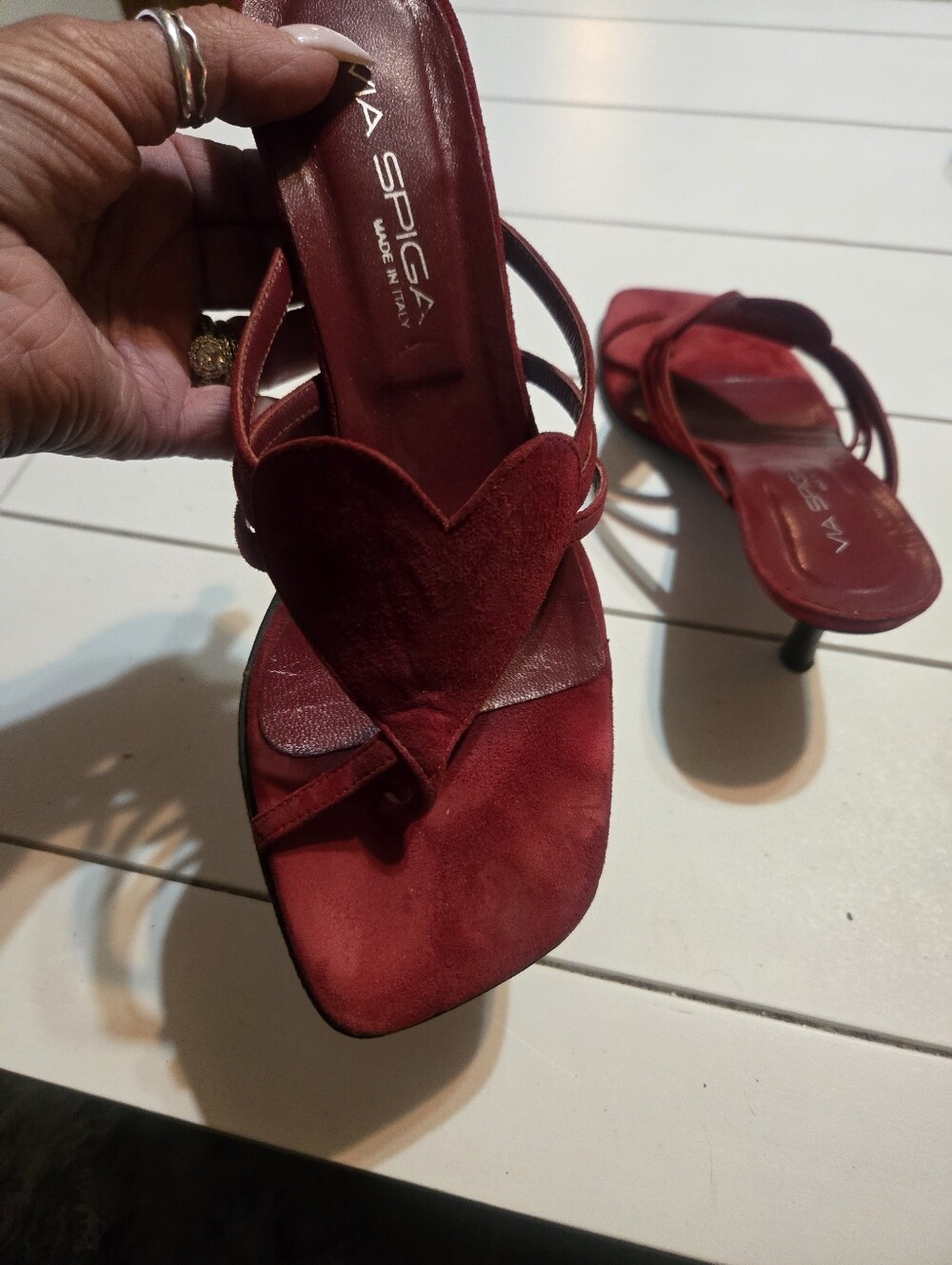 Vintage Via Spiga Red Heart-Detail Suede Women's Sandals Heatt Shape - Picture 6 of 7